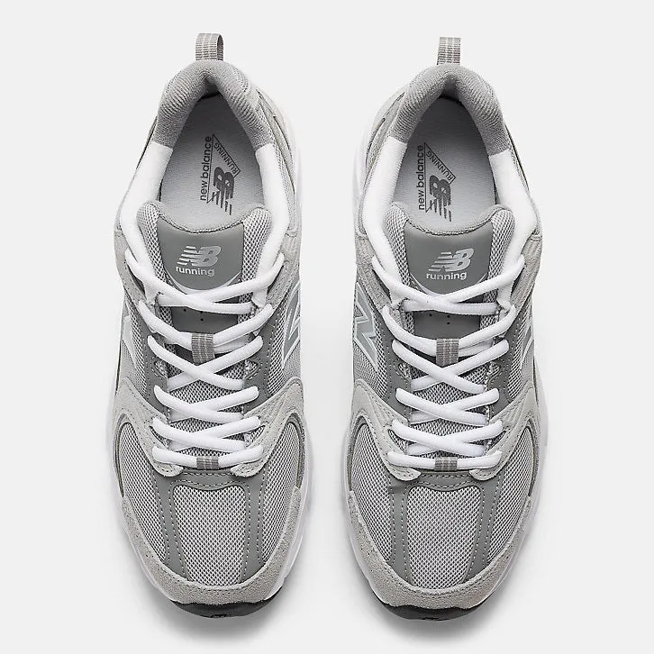 530 - Raincloud with Shadow Grey Expandable ground - feel shoes