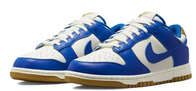 Nike Dunk Low Kansas City Royals (Women's) Supportive Core Weekend Warriors