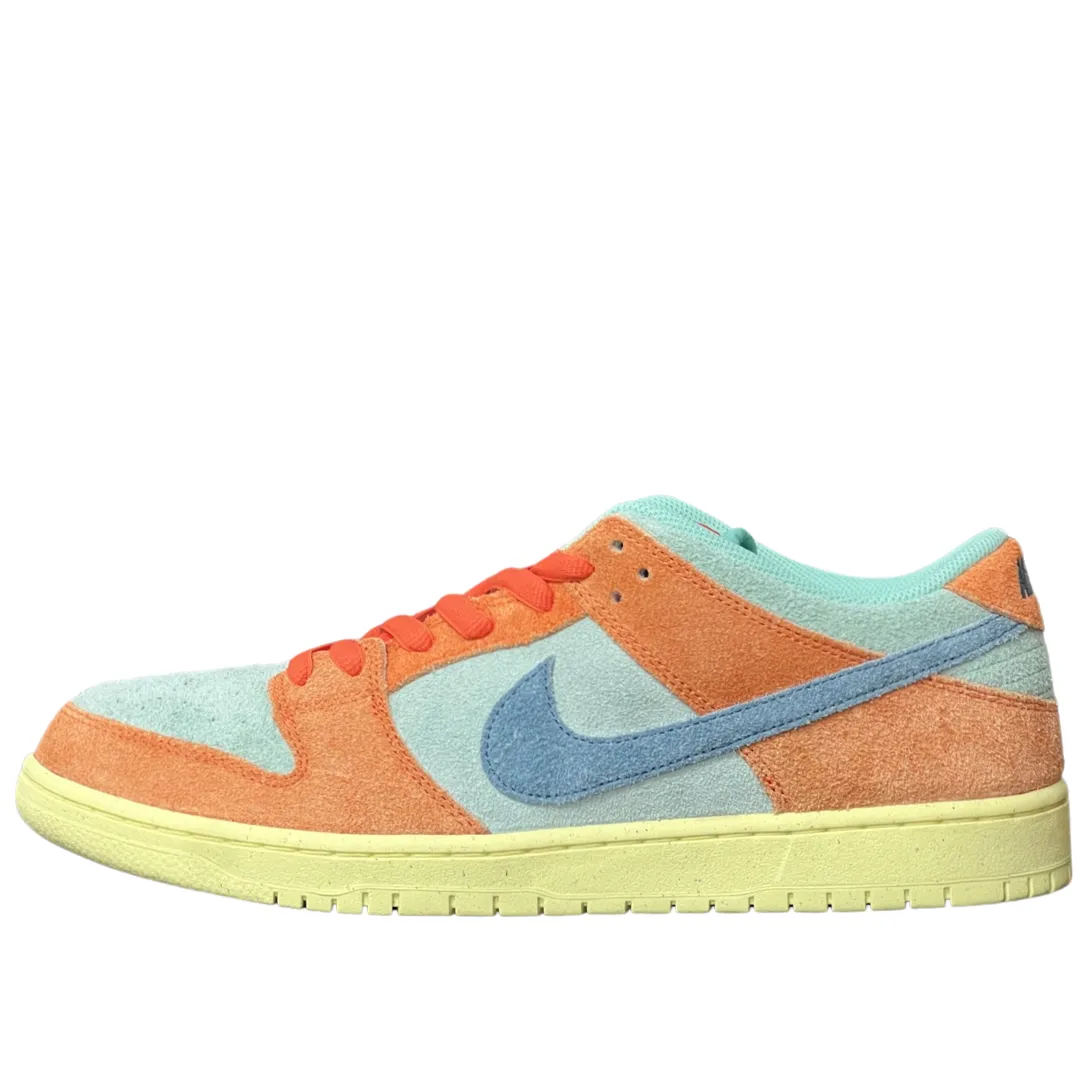 Nike SB Dunk Low Orange Emerald Rise Form Ease