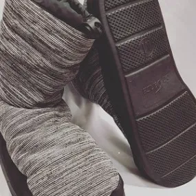 Azure -- Warm Up Bootie -- Black