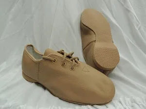 Darlene -- Women's Full Rubber Sole Jazz Oxford -- Tan Peak Step Padded Tongue