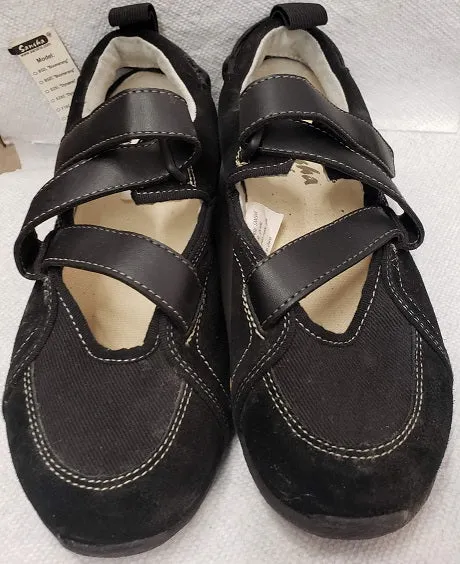 Dansurf -- Split Sole Dancesneaker -- Black Earth Tone Mesh