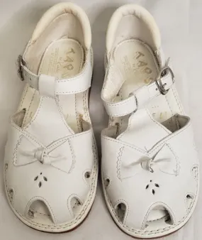 Pala -- Girl's T-Strap Sandal -- White Street Edge Breathable Road Trip