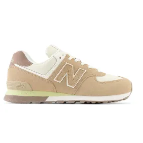 Functional Design running in a mud pot area shoes 574 - Bone with White