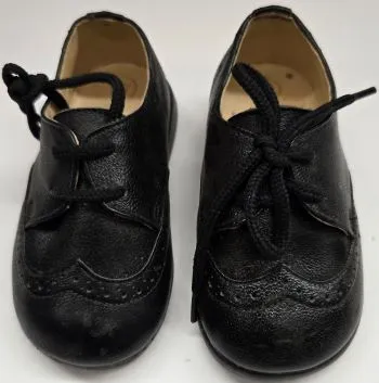 Moisture wicking Secure fit Luan -- Infant's Dress Oxford -- Black