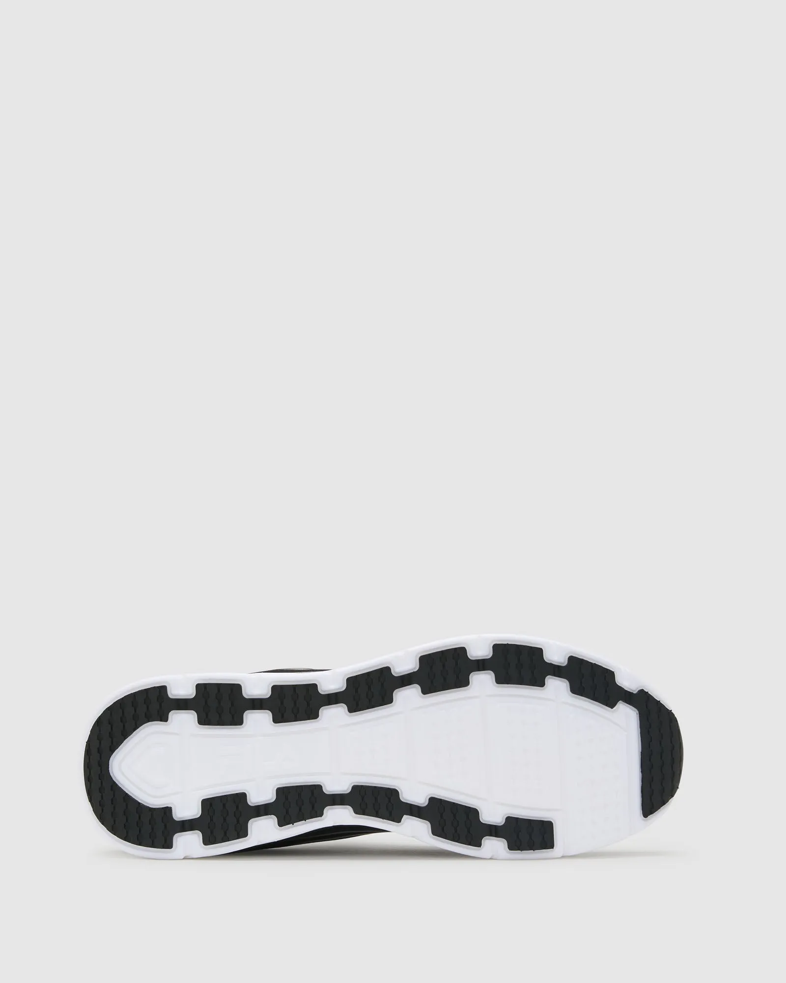 Durable Rubber Men's FILA Cefalu 3