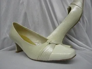 Boardroom Style 2.25" Grace -- Women's Dress Shoes -- Beige Patent