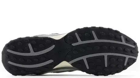 Style Goal TPU Stability New Balance 204L Silver Metallic Black