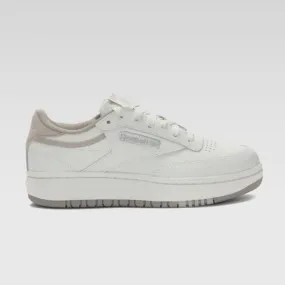 Club C Double - Chalk high - impact Heel Cushioning