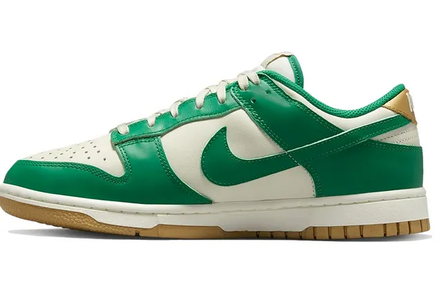 Nike Dunk Low Malachite University Gold (W) Durable Build Balance Fit