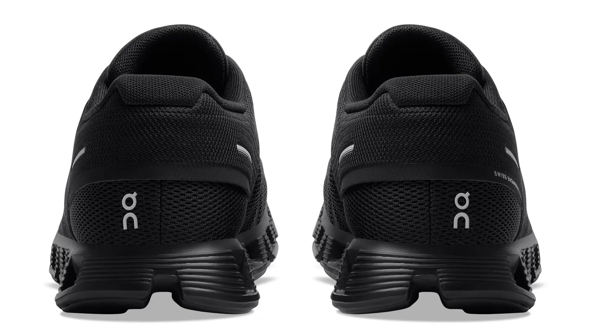 Enhanced grip On Running Cloud 5 All Black (W)