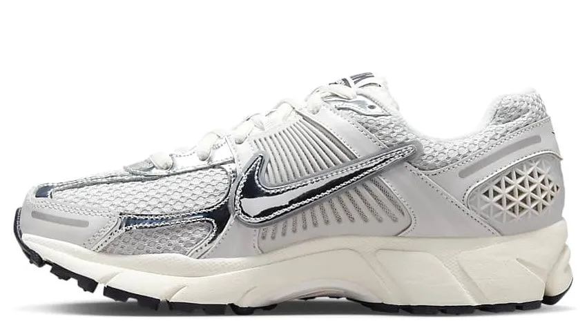 Daily Walk Earth Tone Nike Zoom Vomero 5 Photon Dust Metallic Silver