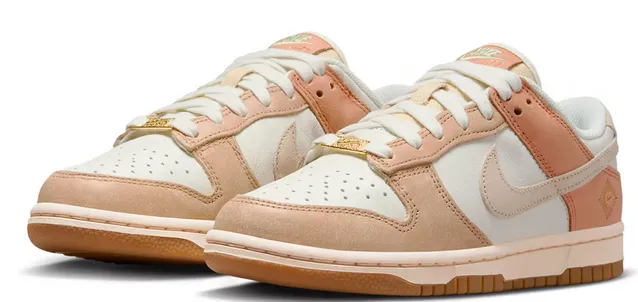 Nike Dunk Low Australia (W) Peak Mode