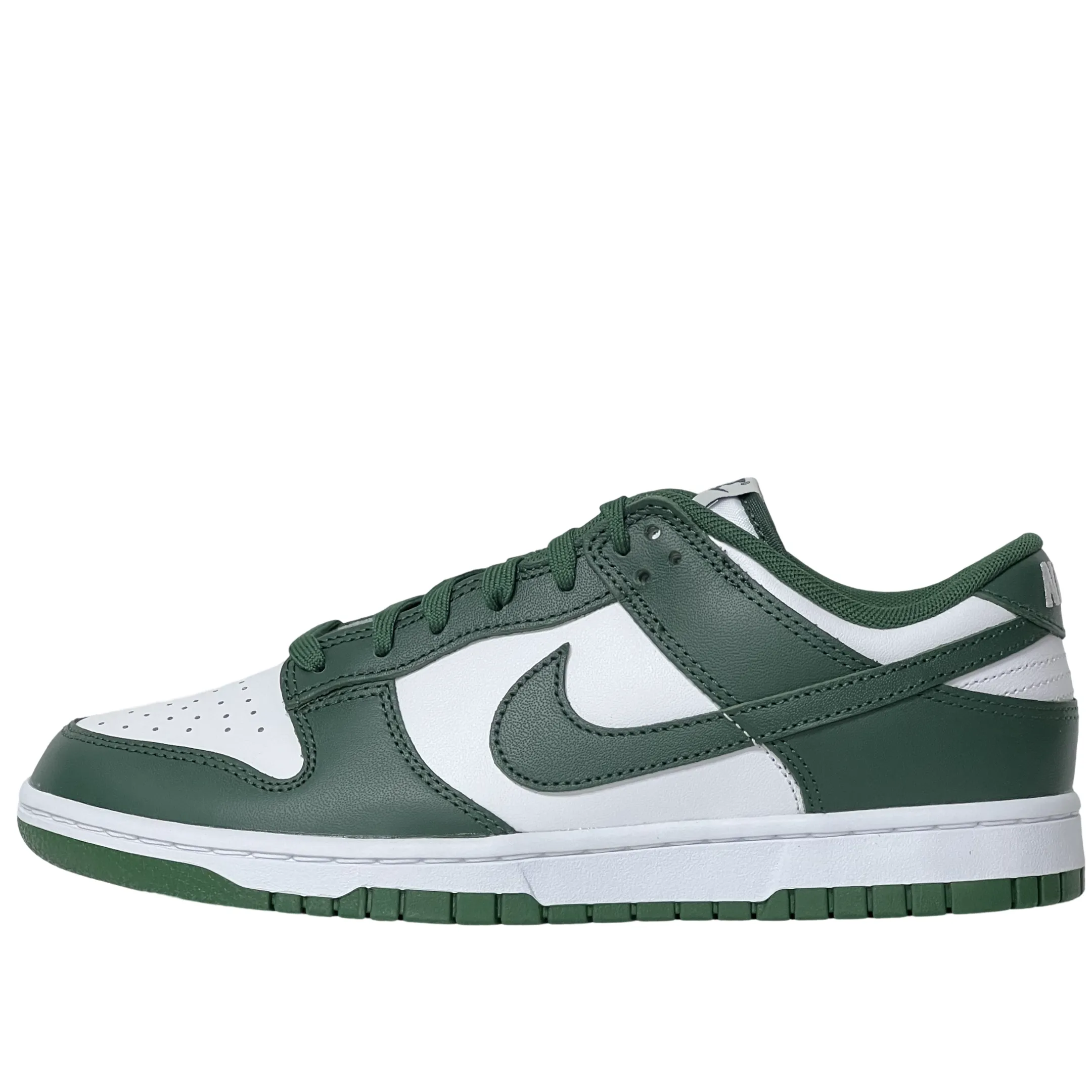 Nike Dunk Low Team Green Michigan State Toe box Angel Glow