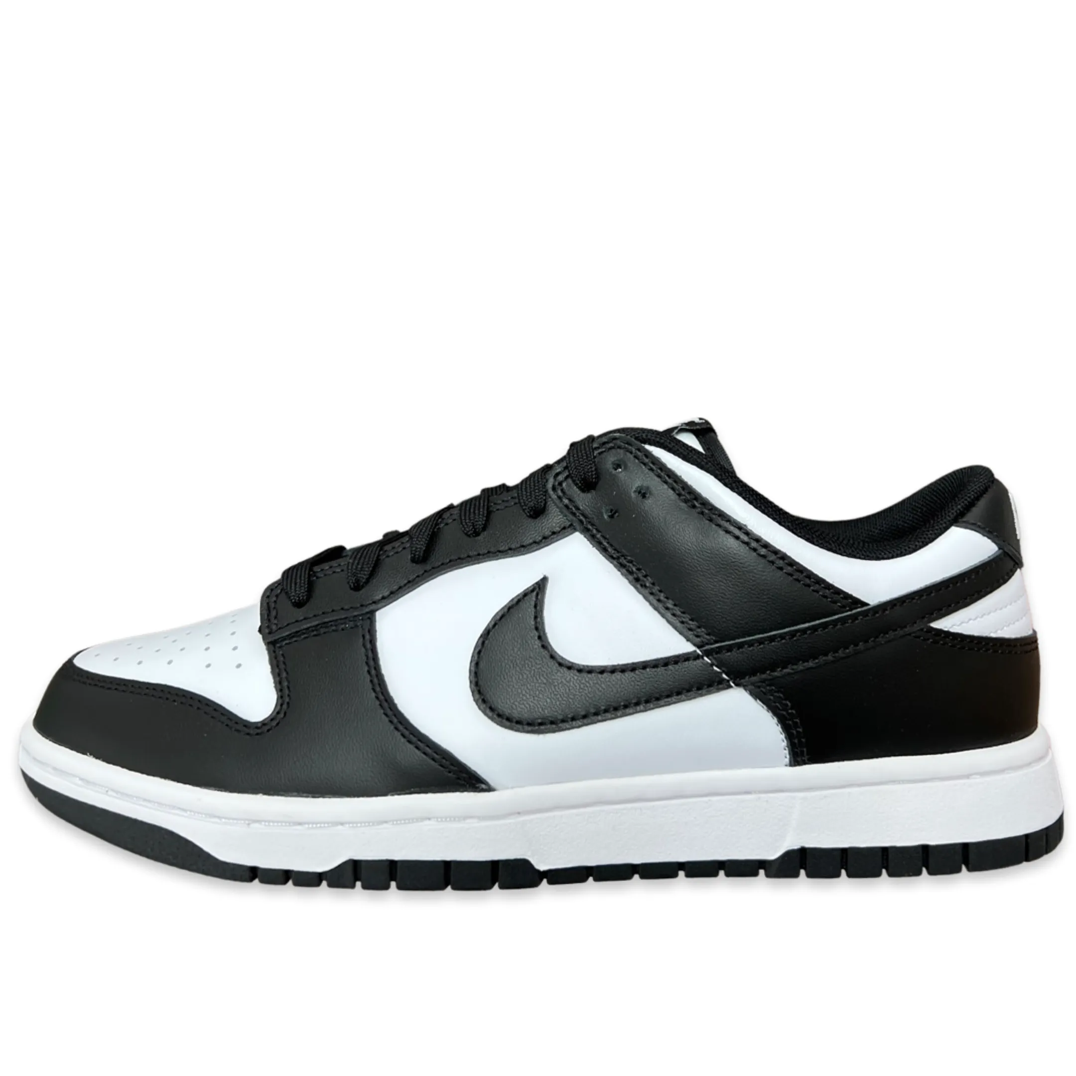 Nike Dunk Low White Black Street Fit