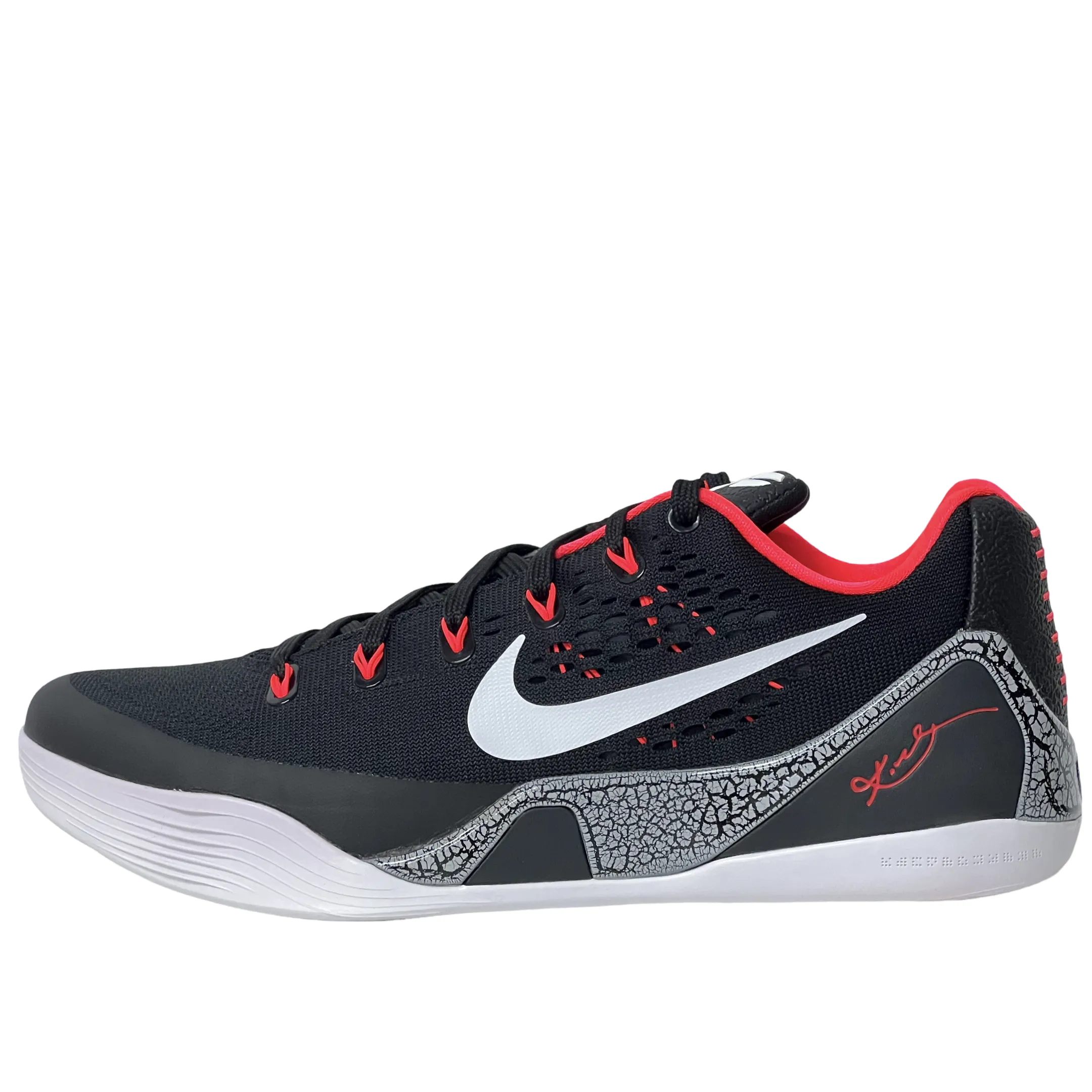 Morning Walk Nike Kobe 9 EM Laser Crimson