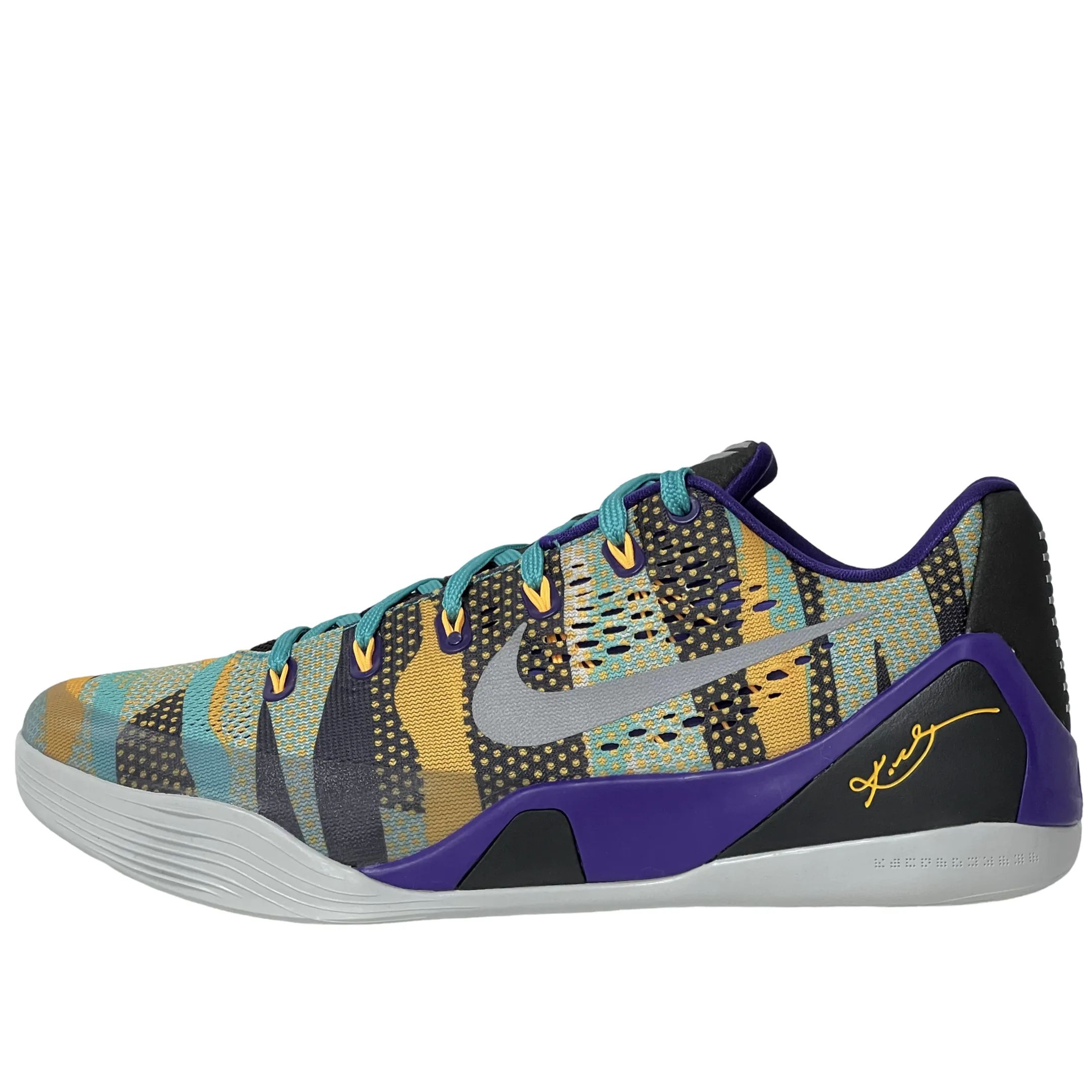 River Cross Angel Mood Nike Kobe 9 EM Pop Art Unleashed