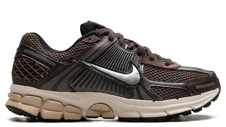 Game Fit Nike Zoom Vomero 5 Baroque Brown (Women's)