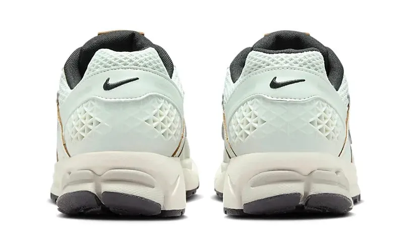 Nike Zoom Vomero 5 Light Silver Chrome (Women's) Non Slip Standing Workers