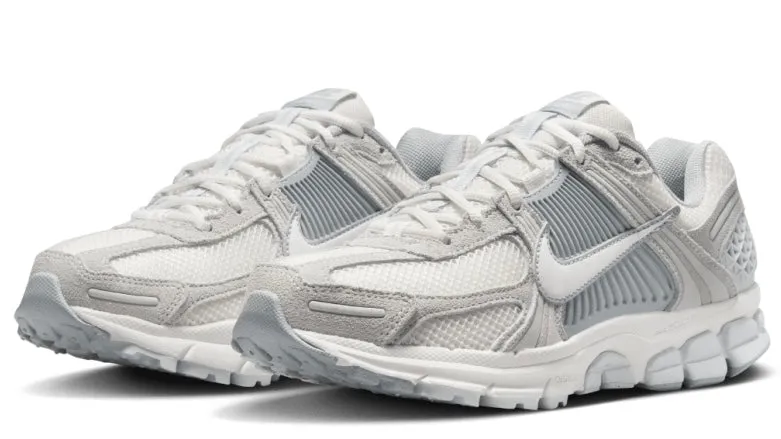 Nike Zoom Vomero 5 Pure Platinum Grey (Women's) Fur Trim Weekend Casual
