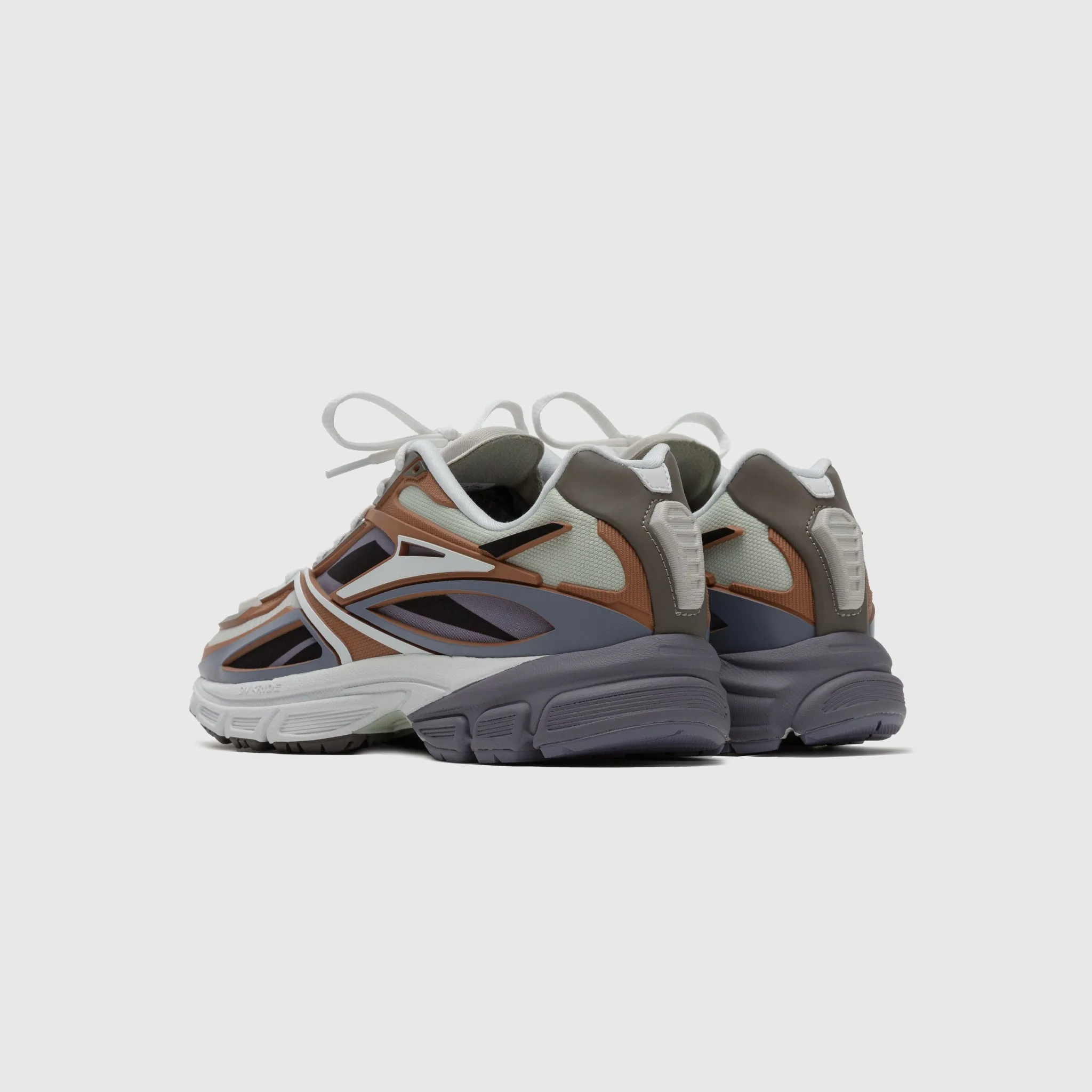 PACKER X PREMIER ROAD MODERN Love Glow