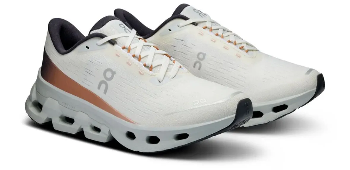 On Cloudspark Ivory Glacier (W) Active Club Night