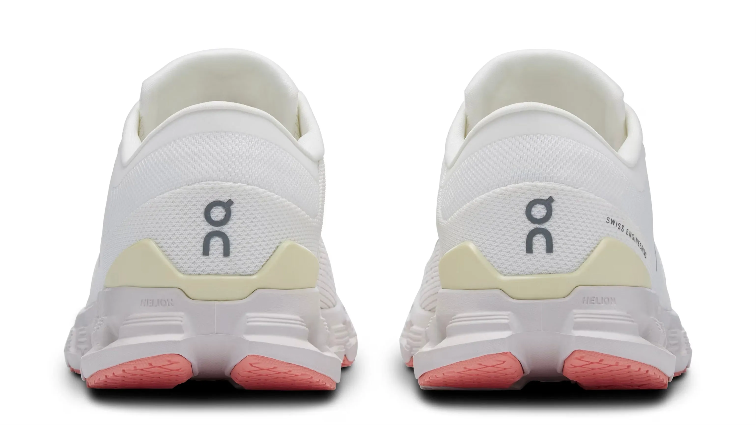 Comfort footbed construction On Running Cloud X 4 Ivory Sand (Women's)