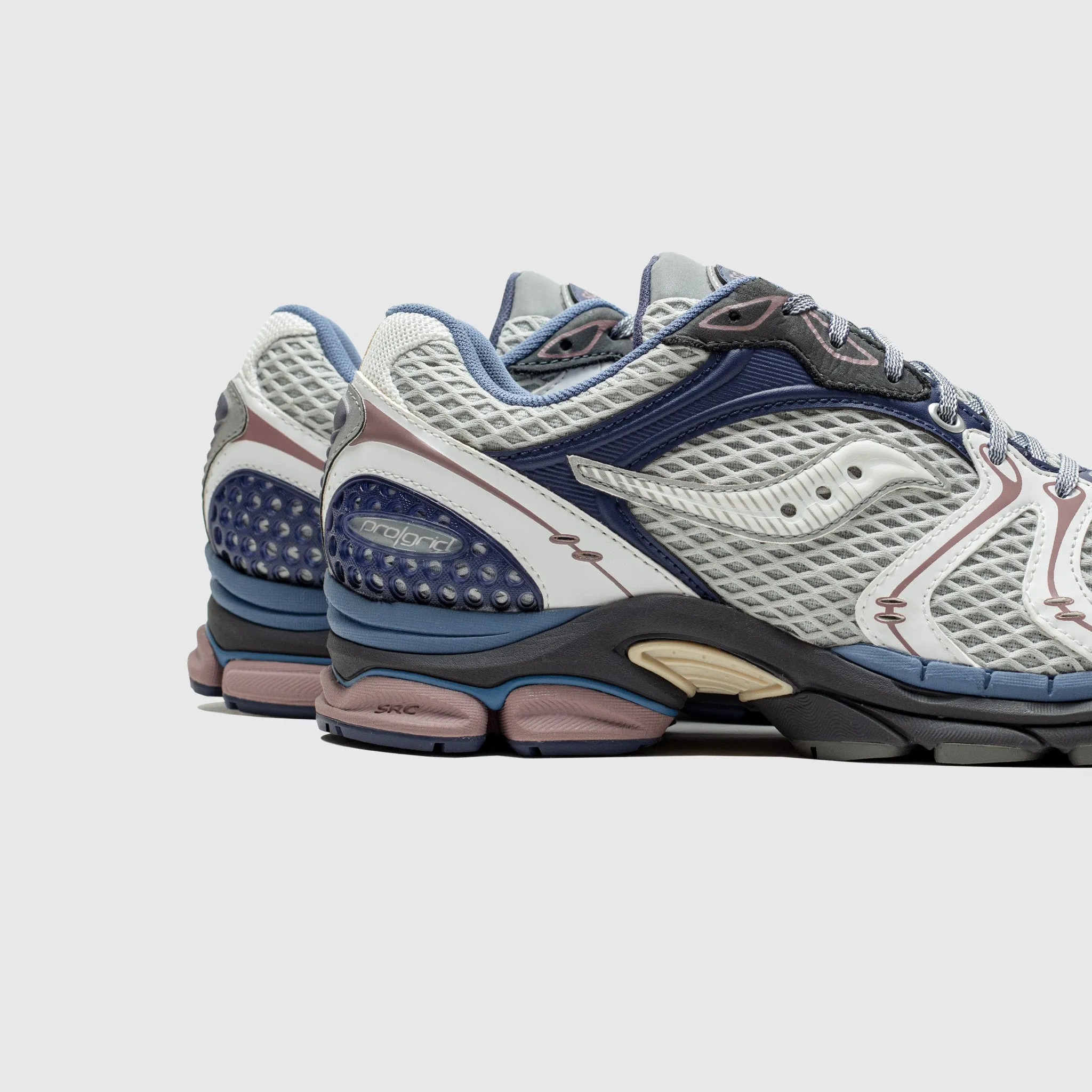 PROGRID TRIUMPH 4 Short Trip Sail Vibe