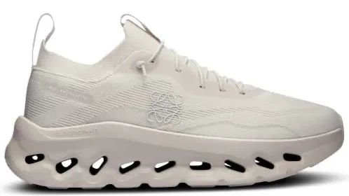 Training River Cross On Running Cloudtilt Loewe Sand (Women's)