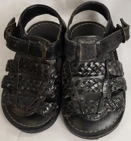 Look Ready Canvas Cool Rab -- Infant's T-Strap Sandals -- Black