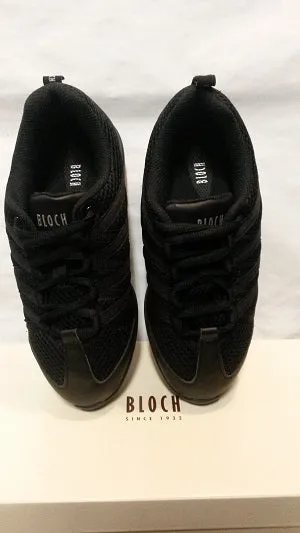 Ricky -- Split Sole Dancesneaker -- Black Year long Garden Mood
