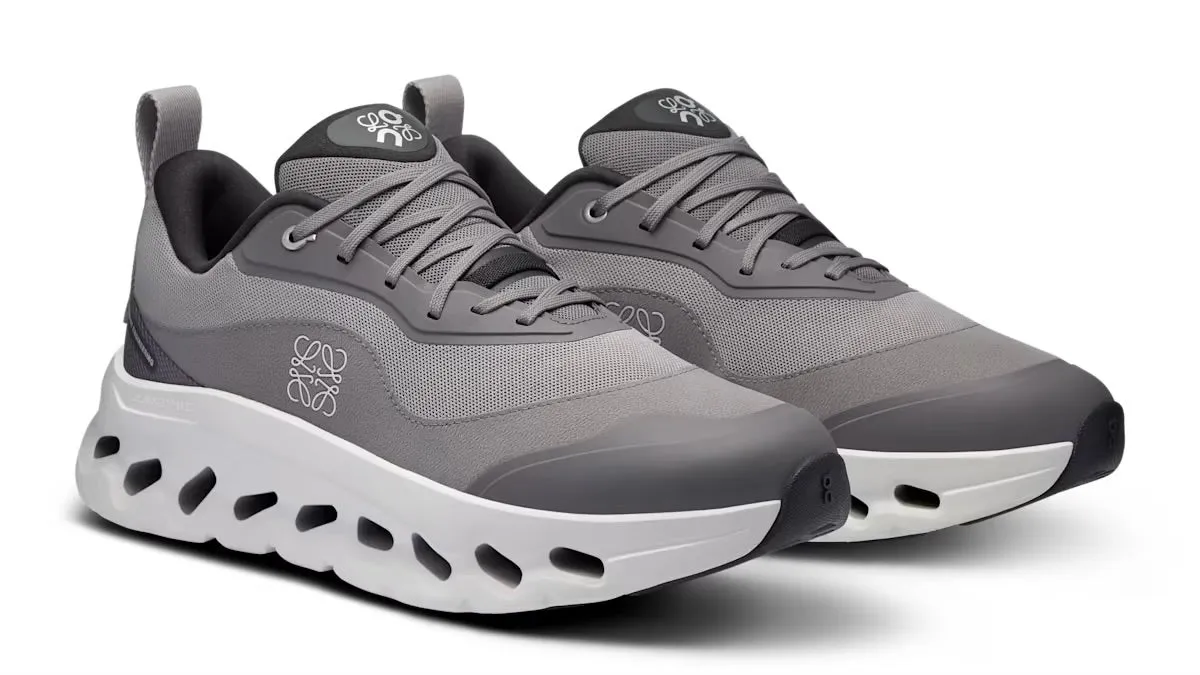 Sweat Resistant Comfort Seekers On Running Cloudtilt 2 LOEWE Grey (Women's)