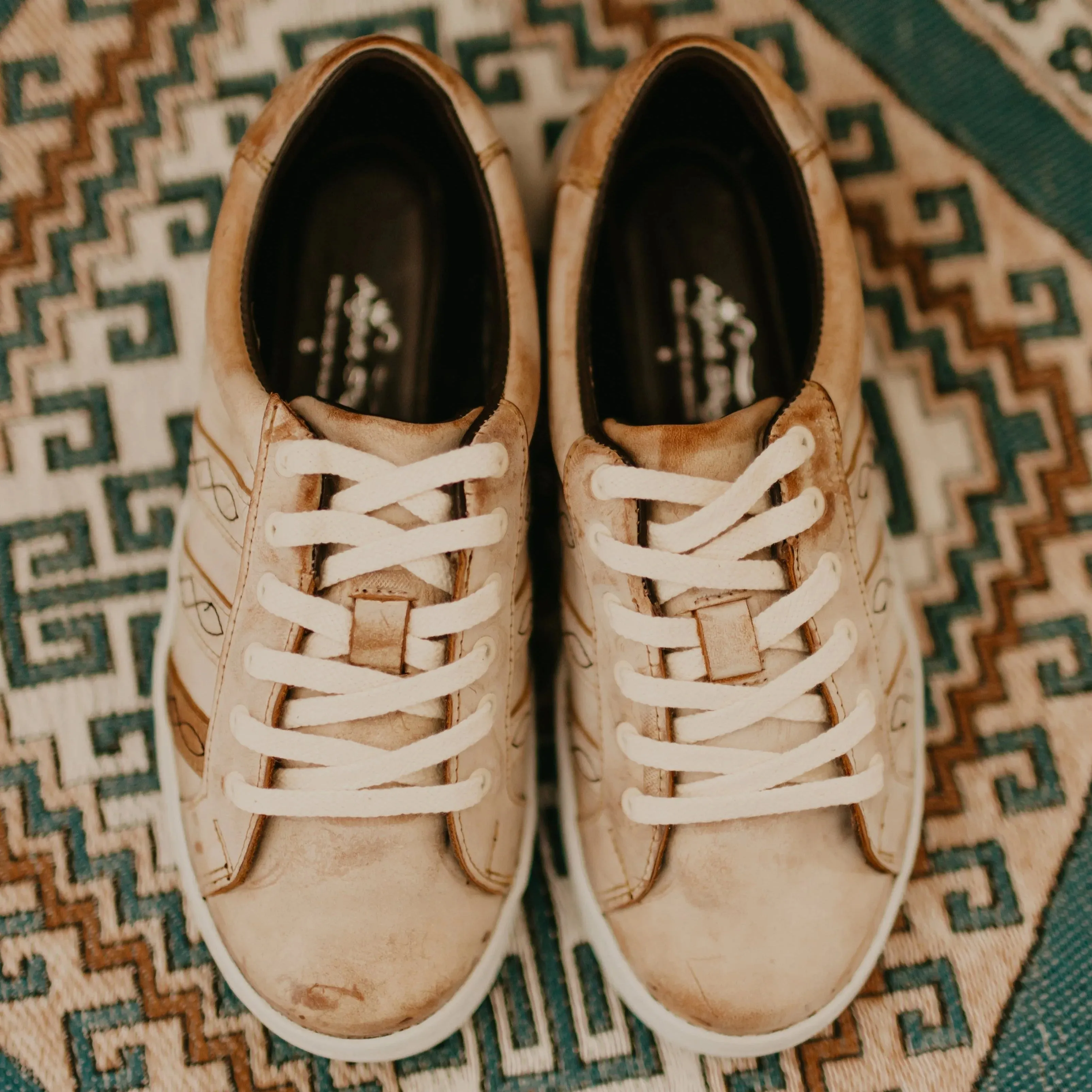 Sheridan Thermoregulating supportive synthetic shoes