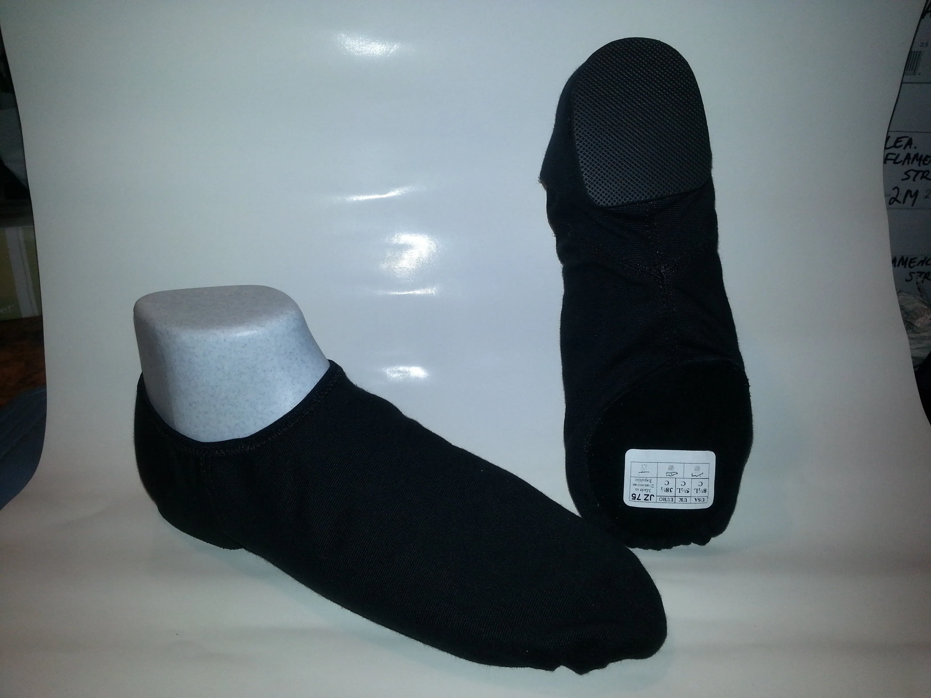 Marlin -- Stretch Canvas Split Sole Jazz Shoe Slip-on -- Black Desert Cool