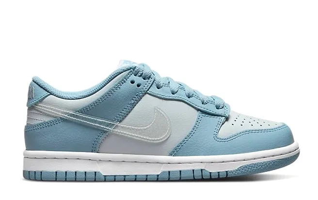 Nike Dunk Low Aura Blue Durable outsole Move Light