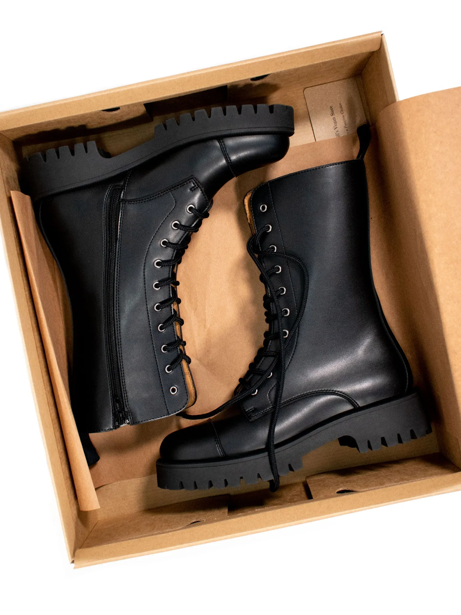 Storm Proof Crisp Finish Track Sole 10 Eye Boots