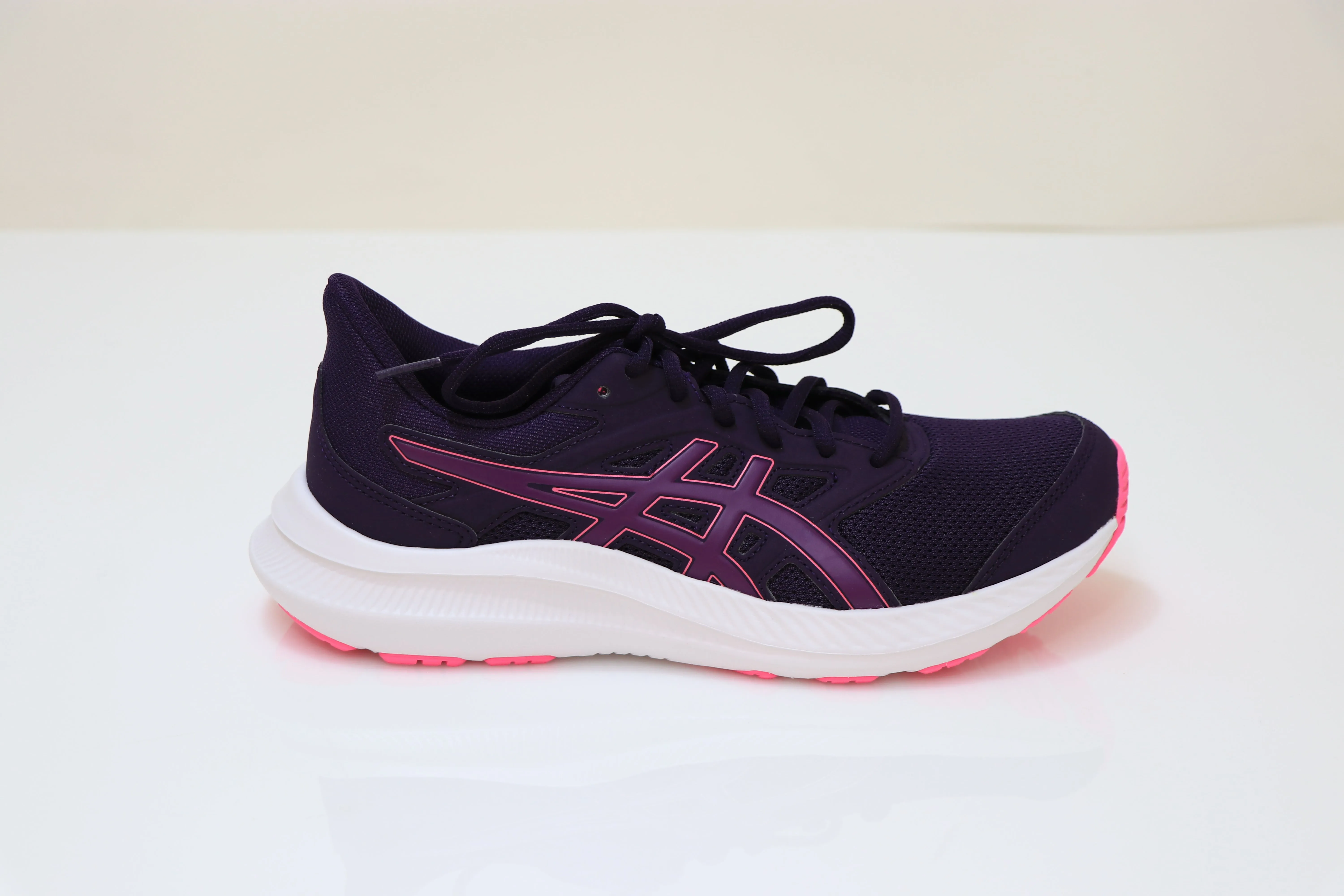 versatile - use shoes ASICS