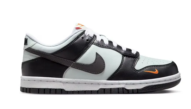 Long Walk Feather Light Modern Commuters Nike Dunk Low Black Bright Mandarin Mini Swoosh (GS)