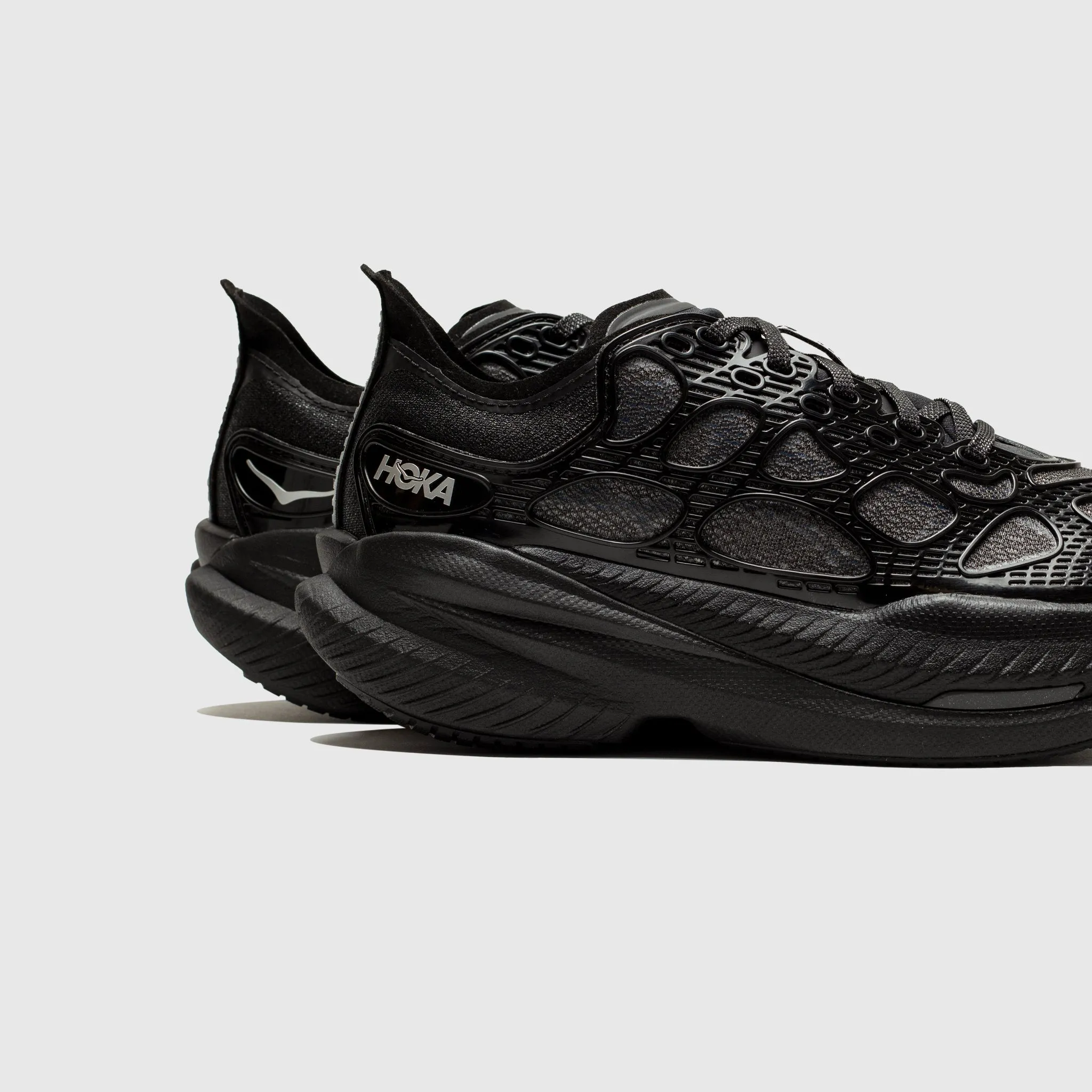 U MACH X CAGED Memory Foam Standing All