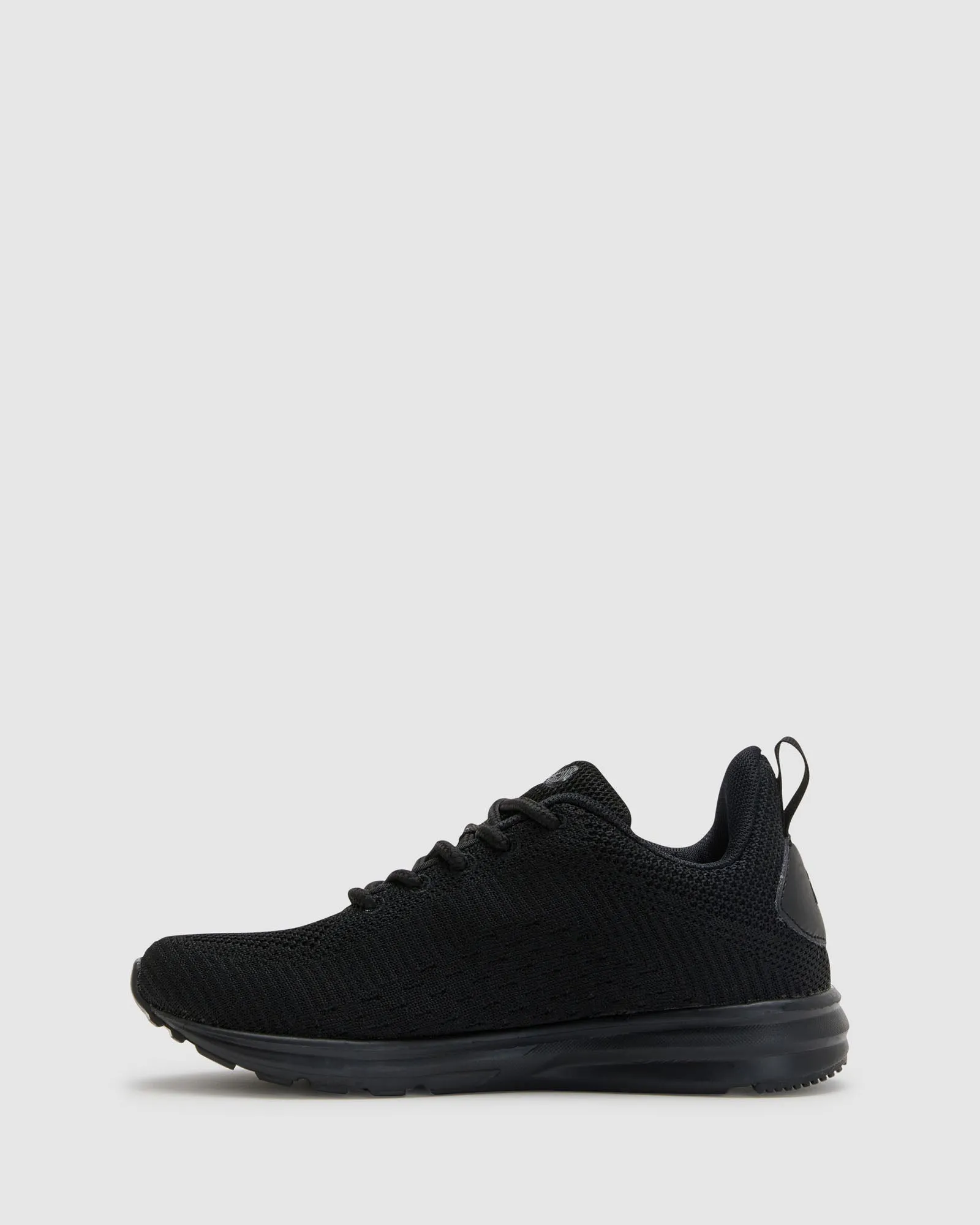 reinforced - heel - area shoes Kid's FILA Classico