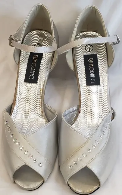 Climb Strong Mind Ease 2.38" Anara - Closed Back/Open Toe Ballroom Shoe -- Silver Satin
