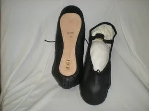 Economy Dansoft -- Leather Full Sole Ballet -- Black Neo Pop Stretch Fabric Weekend Trip