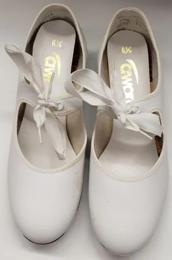 YItty -- Women's Economy Tap Oxford -- White Comfort Bend Celebrity Vibe