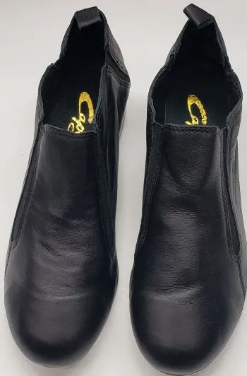 Farida -- Unisex Tap Slip-On -- Black Lightweight